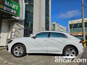 Audi Q8 45 TDI 4WD Premium 2020 года из Южной Кореи