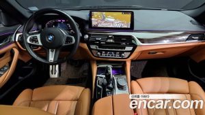 BMW 5-Series 520i M Sport 2021 года из Южной Кореи
