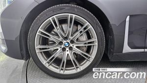 BMW 7-Series 750Li xDrive Design Pure Excellence Prestige 2020 года из Южной Кореи