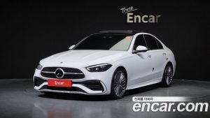 Mercedes-Benz C-Class C300 AMG Line 2023 года из Южной Кореи