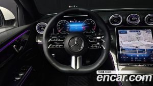 Mercedes-Benz C-Class C300 AMG Line 2023 года из Южной Кореи