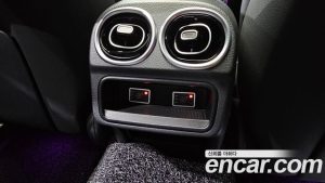 Mercedes-Benz C-Class C300 AMG Line 2023 года из Южной Кореи