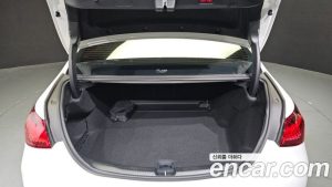 Mercedes-Benz C-Class C300 AMG Line 2023 года из Южной Кореи