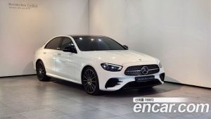 Mercedes-Benz E-Class E350 4MATIC AMG Line 2023 года из Южной Кореи