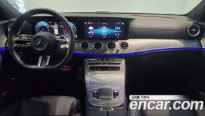 Mercedes-Benz E-Class E350 4MATIC AMG Line 2023 года из Южной Кореи