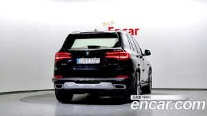 BMW X5 xDrive 30d xLine 2021 года из Южной Кореи
