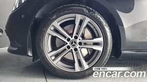 Mercedes-Benz E-Class E350 4MATIC Avantgarde 2021 года из Южной Кореи