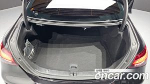 Mercedes-Benz E-Class E350 4MATIC Avantgarde 2021 года из Южной Кореи