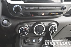 Hyundai Venue 1.6 Flux 2020 года из Южной Кореи