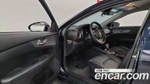 Kia K3 Standard 2021 года из Южной Кореи