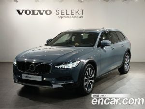 Volvo V90 B5 ULTIMATE AWD 2023 года из Южной Кореи