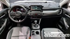 Kia Seltos Бензин 1.6 Turbo 2WD 2022 года из Южной Кореи