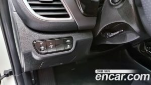 Kia Seltos Бензин 1.6 Turbo 2WD 2022 года из Южной Кореи