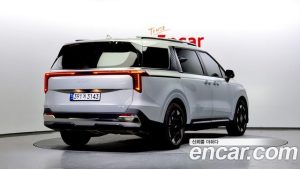 Kia Carnival HEV 9-Seater Noblesse 2024 года из Южной Кореи