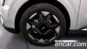 Kia Carnival HEV 9-Seater Noblesse 2024 года из Южной Кореи