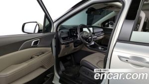 Kia Carnival HEV 9-Seater Noblesse 2024 года из Южной Кореи