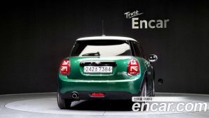 Mini Cooper DEFAULT 2020 года из Южной Кореи