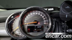 Mini Cooper DEFAULT 2020 года из Южной Кореи