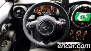 Mini Cooper DEFAULT 2020 года из Южной Кореи