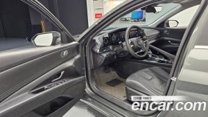 Hyundai AVANTE 1.6 2021 года из Южной Кореи