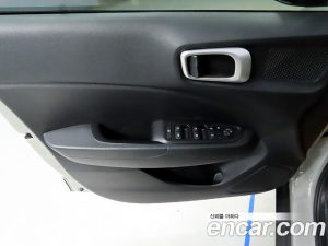 Hyundai Venue 1.6 Modern 2020 года из Южной Кореи