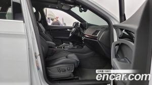 Audi Q5 45 TFSI 4WD Premium 2021 года из Южной Кореи