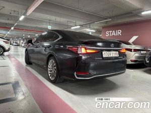 Lexus ES Executive 2021 года из Южной Кореи