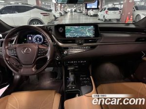 Lexus ES Executive 2021 года из Южной Кореи