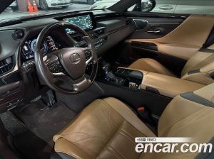Lexus ES Executive 2021 года из Южной Кореи