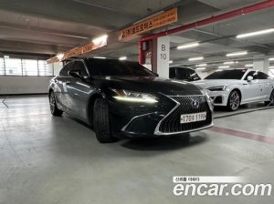 Lexus ES Executive 2021 года из Южной Кореи
