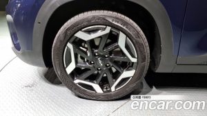 Kia Seltos Бензин 1.6 Turbo 2WD 2023 года из Южной Кореи