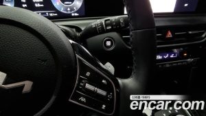 Kia Seltos Бензин 1.6 Turbo 2WD 2023 года из Южной Кореи