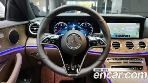 Mercedes-Benz E-Class E250 Exclusive 2021 года из Южной Кореи
