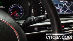 Kia K5 2.0 2020 года из Южной Кореи