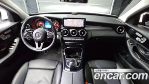 Mercedes-Benz C-Class C200 2020 года из Южной Кореи