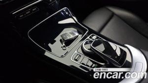 Mercedes-Benz C-Class C200 2020 года из Южной Кореи