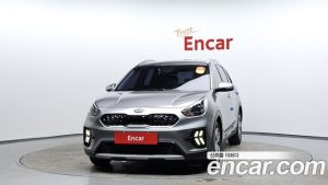 Kia Niro 1.6 HEV 2020 года из Южной Кореи