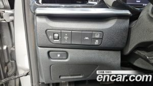 Kia Niro 1.6 HEV 2020 года из Южной Кореи