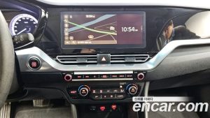 Kia Niro 1.6 HEV 2020 года из Южной Кореи