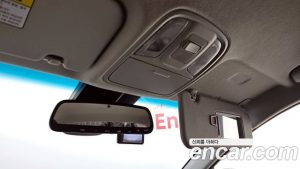 Kia Niro 1.6 HEV 2020 года из Южной Кореи