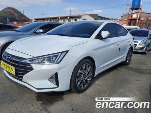 Hyundai AVANTE 1.6 2020 года из Южной Кореи