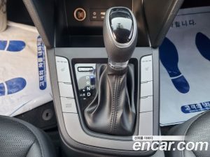 Hyundai AVANTE 1.6 2020 года из Южной Кореи