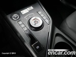 Kia Niro Prestige 2024 года из Южной Кореи