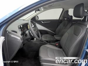 Kia Niro Prestige 2024 года из Южной Кореи