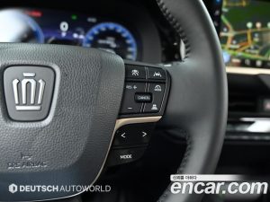 Toyota Crown 2.4 4WD Dual Boost HYBRID 2023 года из Южной Кореи