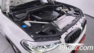 BMW X4 xDrive20i M Sport X 2021 года из Южной Кореи