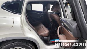 BMW X4 xDrive20i M Sport X 2021 года из Южной Кореи