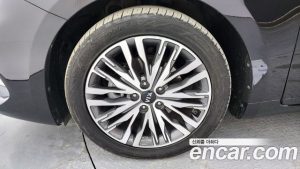 Kia K7 Signature 2021 года из Южной Кореи