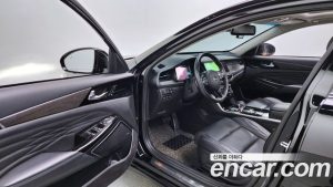 Kia K7 Signature 2021 года из Южной Кореи