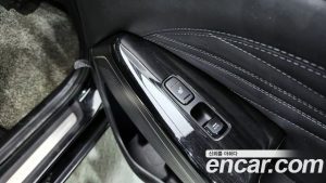 Kia K7 Signature 2021 года из Южной Кореи